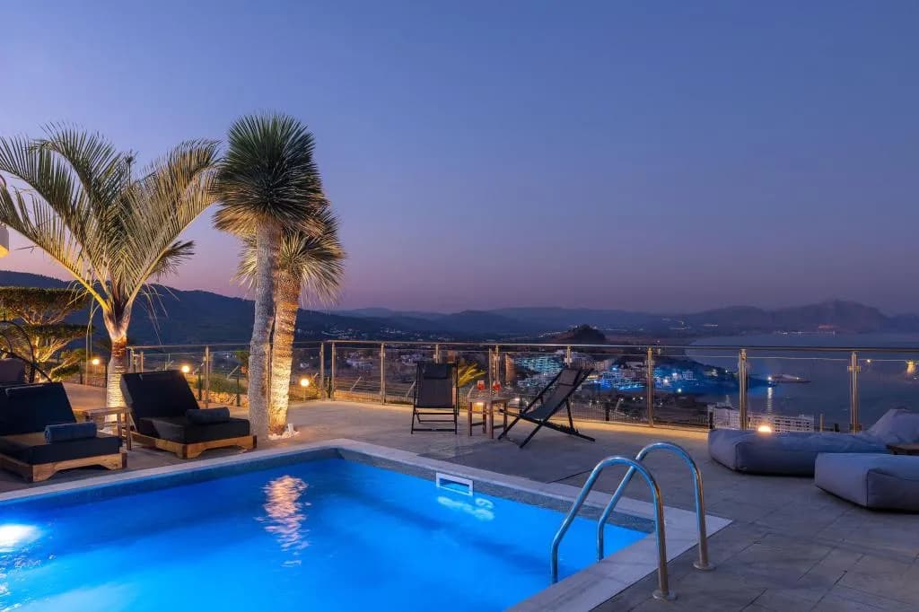 Vitzi Vista Villa, Vlycha
