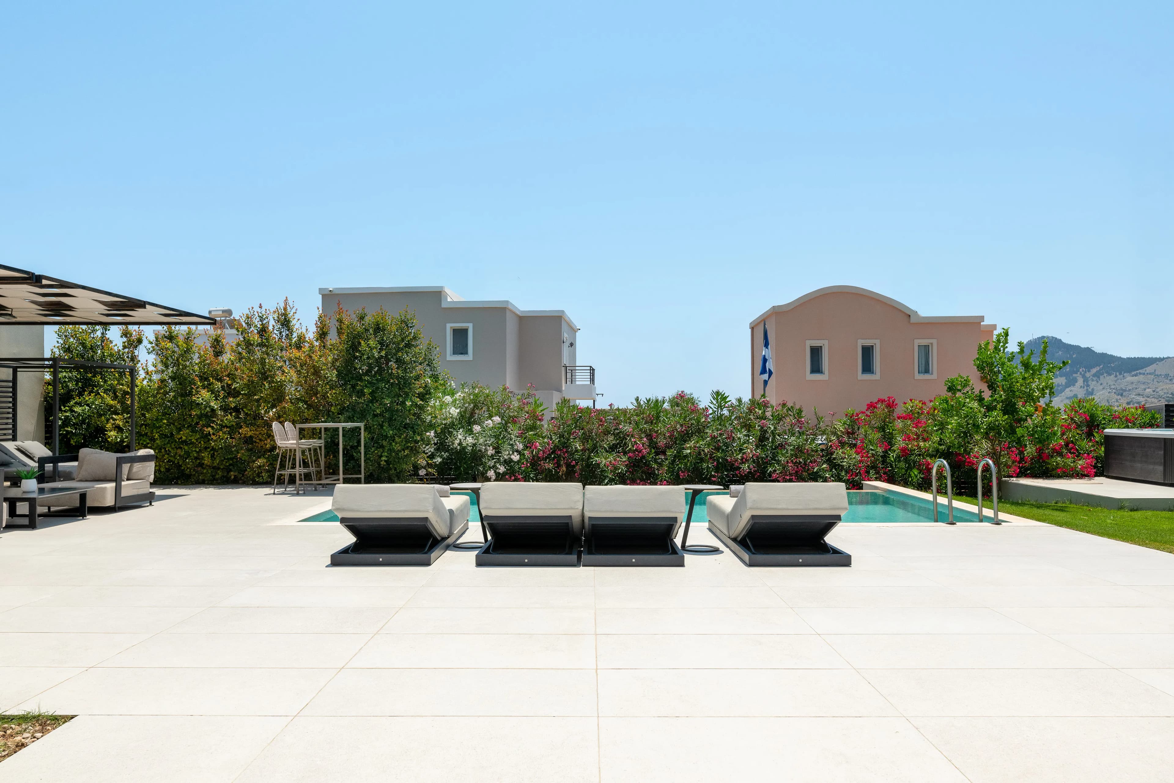 Trapezia Luxury Living - Garnet — photo 4