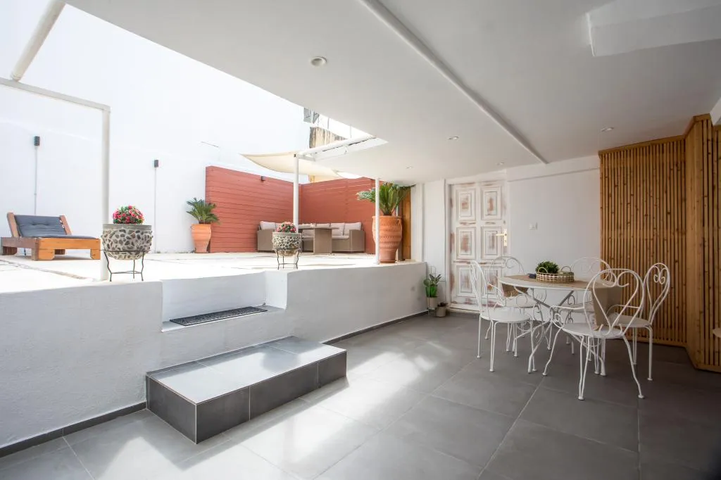 Iriada House, Rhodes City