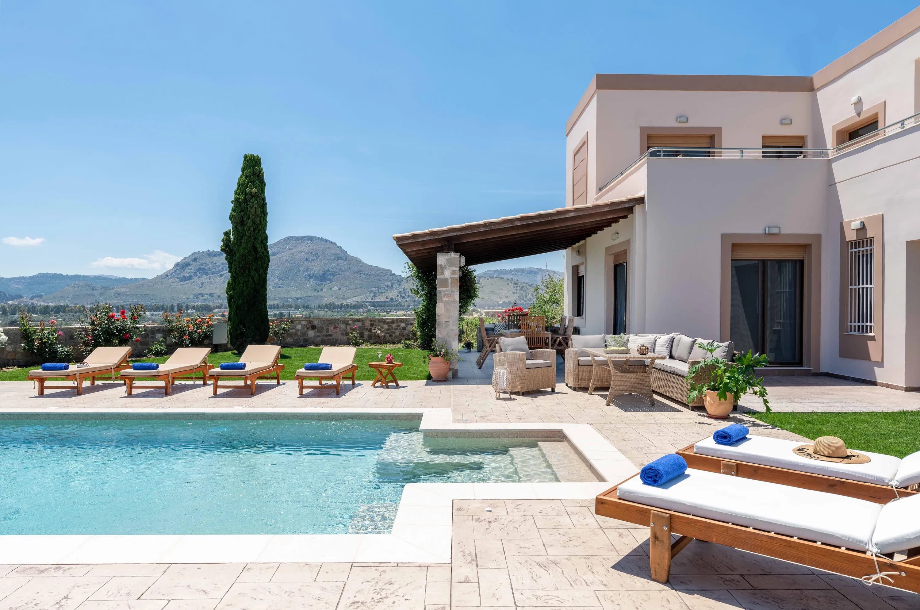 Majestic View Villa  — photo 2