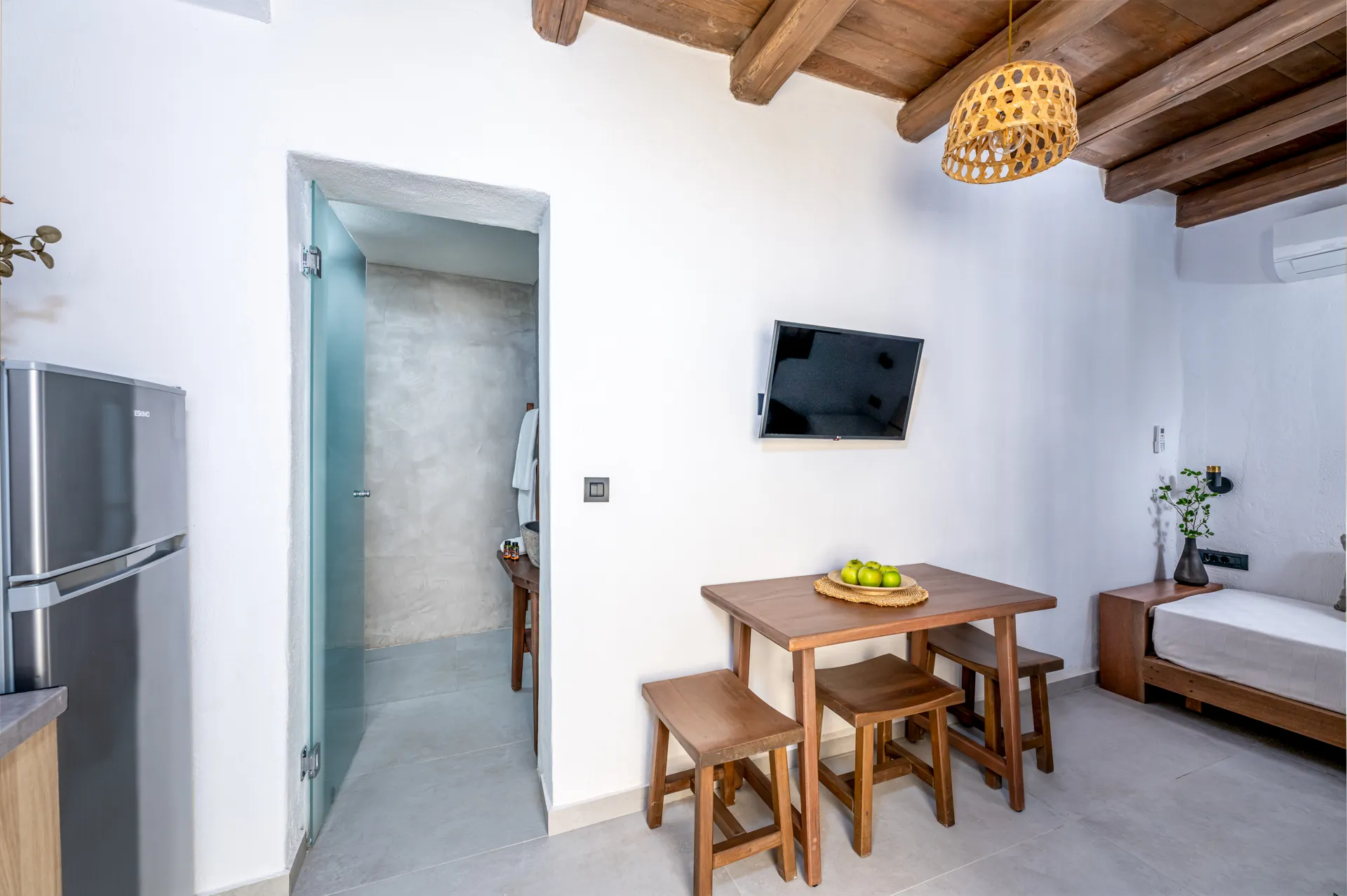 Elia Suites - Suite 5 — photo 3