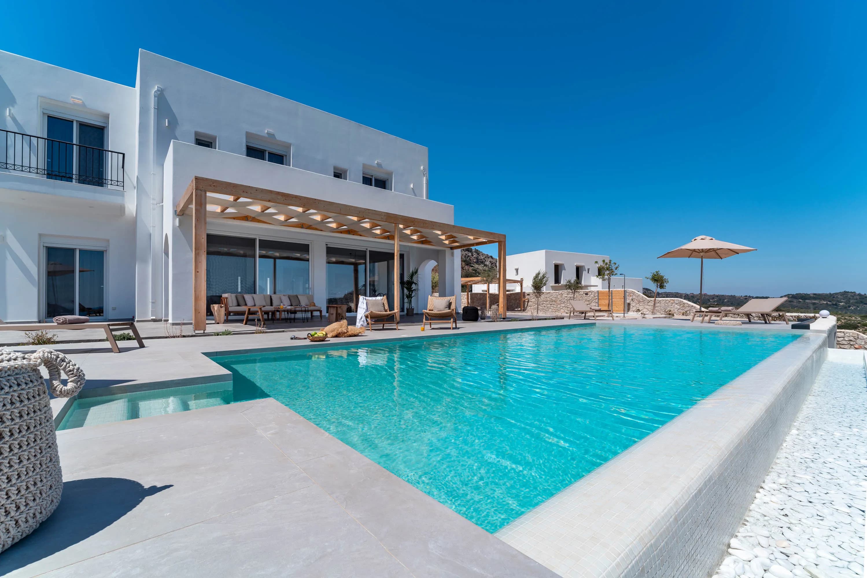 Nora villa — photo 1