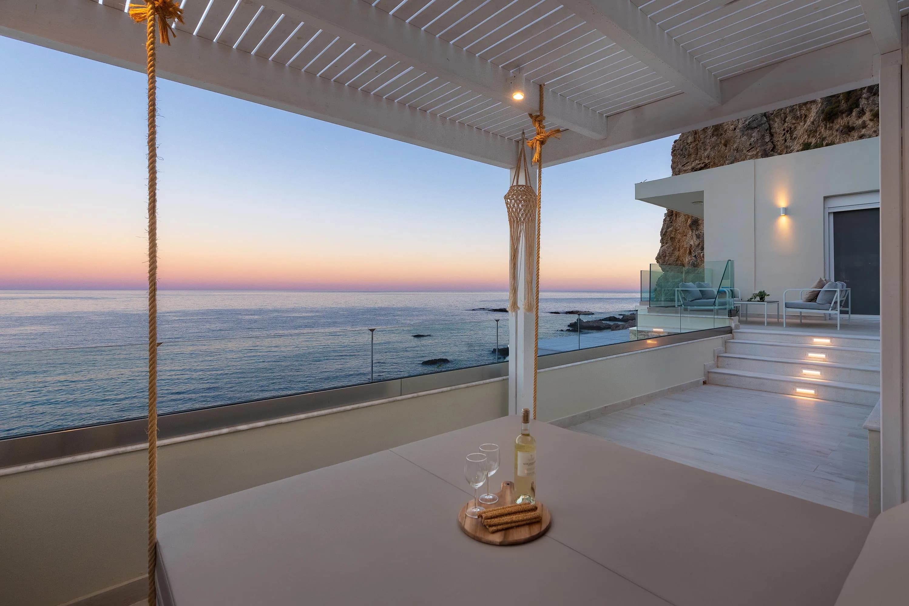Hamilton Sea Front Villa — photo 5