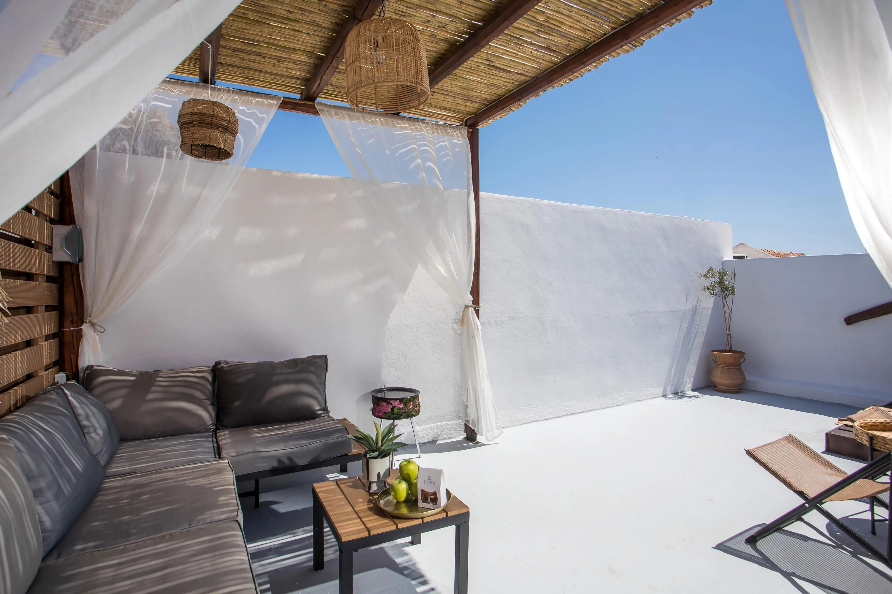 Bliss Luxury Suites - Wind — photo 4