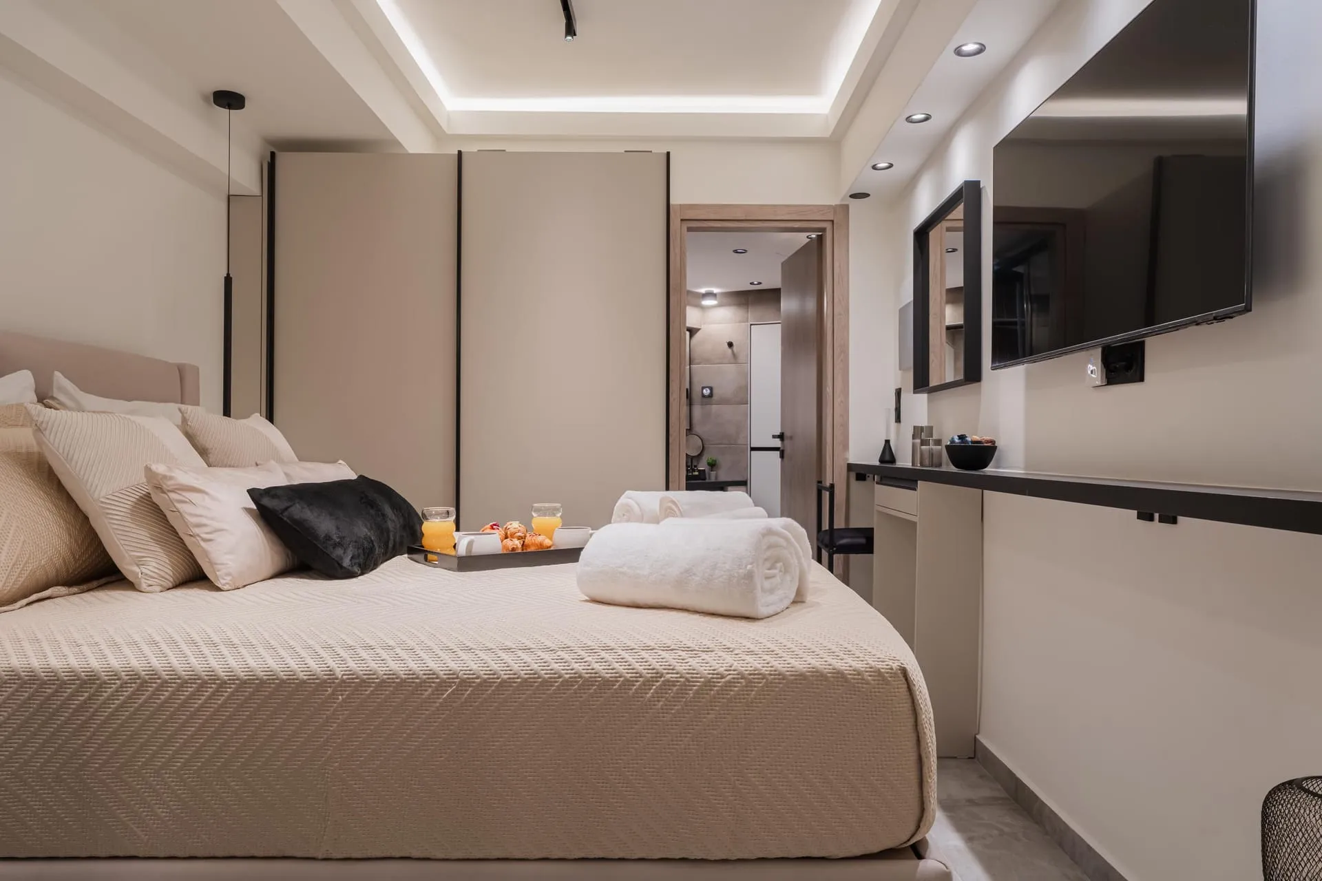 Monte Smith Luxury Suite 1 — photo 5